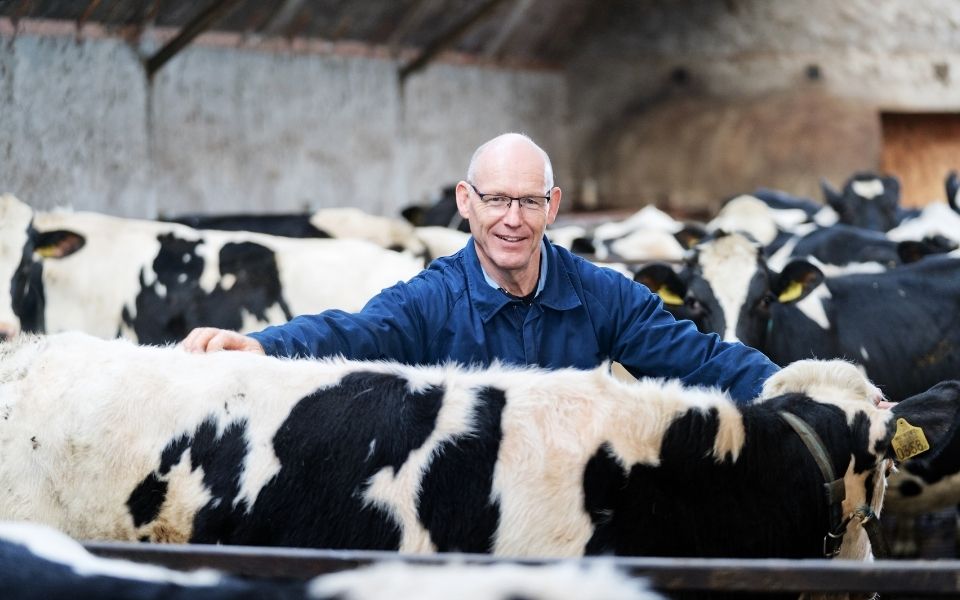 Afbeelding van verhaal Jos Roberts – Mensenmens tussen de dieren