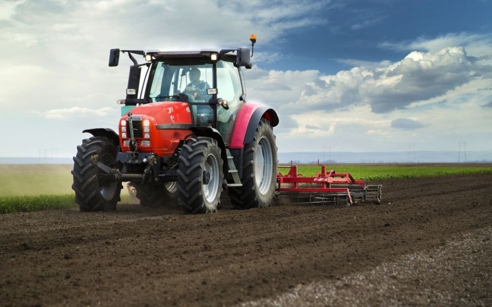 Afbeelding van verhaal Land- en tuinbouw en uitzendsector tekenen voor veilig en gezond werk voor uitzendkrachten