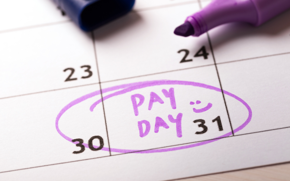 Afbeelding van verhaal Loondoorbetaling op een feestdag. Hoe werkt het?